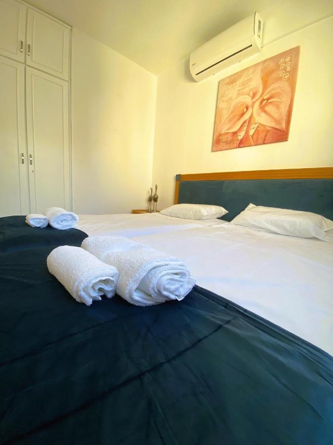 Penny'S Kato Paphos Apartment ภายนอก รูปภาพ