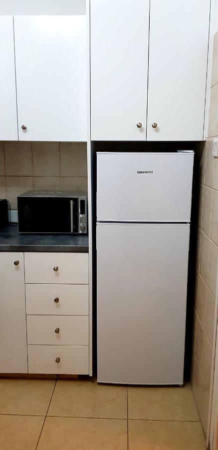 Penny'S Kato Paphos Apartment ภายนอก รูปภาพ