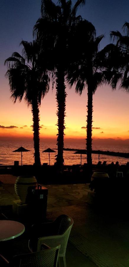 Penny'S Kato Paphos Apartment ภายนอก รูปภาพ